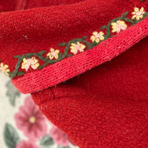 Vintage 80’s wool shawl collared jacket with crewel embroidery & blanket stitch - Picture 11 of 14